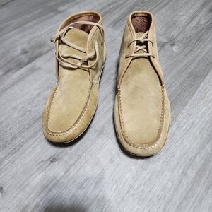 Banana Republic Men's Suede lace up boot